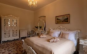 Hotel Gold
